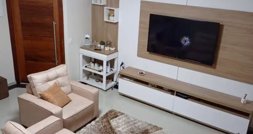Lindo Sobrado com 03 Dormitórios  à Venda,  192m² no Bairro  Seleta  em São Bernardo do Campo - SP