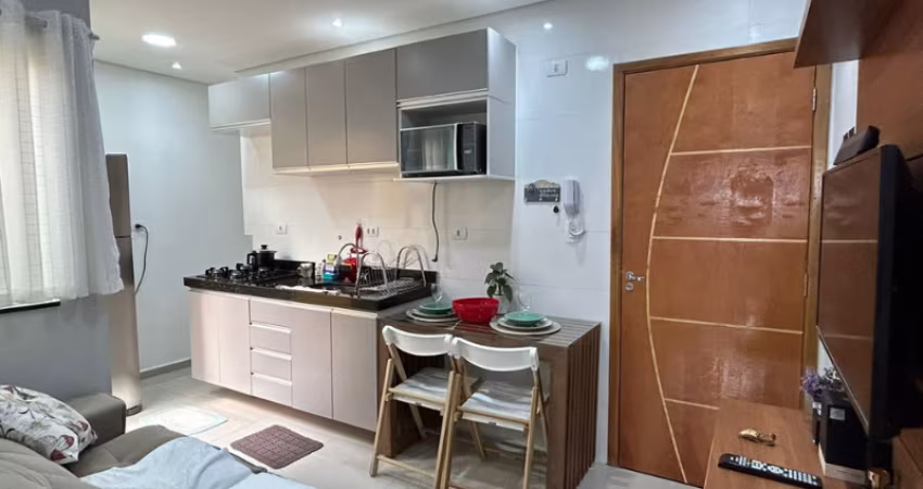 Lindo Apartamento á venda de 45m² com 02 Dormitórios, na Jardim Utinga - Santo André - SP.
