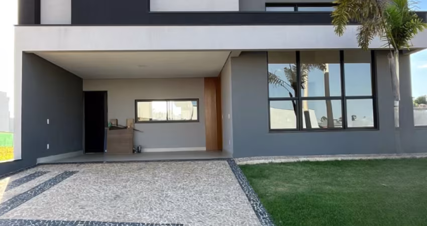 Linda Casa Térrea de 184m² à venda no excelente Condomínio Fechado Gran Reserve em Indaiatuba- SP.