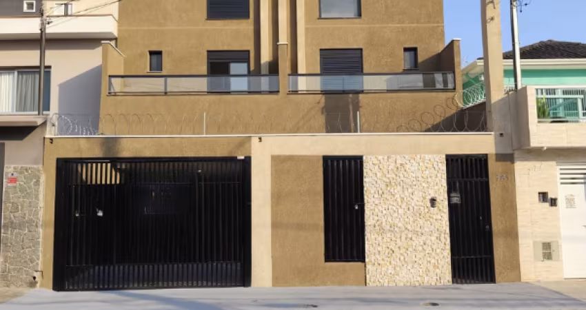 Linda Cobertura á venda de 88m² com 02 Dormitórios, na Vila Cecilia Maria - Santo André - SP.