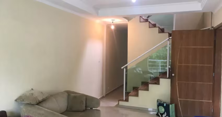 Ótimo sobrado à venda com 200m² de área construída e terreno de 108m2, no bairro ferrazópolis em são bernardo do campo - sp.
