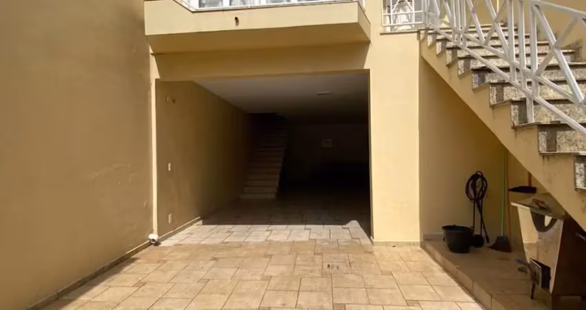 Lindo sobrado à venda com 250m² de área construída, no bairro nova petrópolis - santo andré - sp.