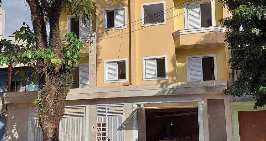Apartamento á venda de 64m² com 03 Dormitórios, Campestre - Santo André.