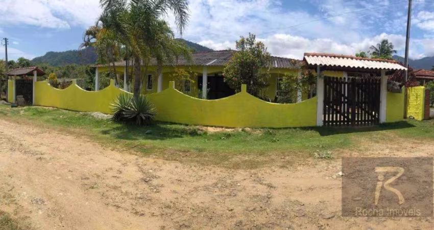 Chácara com 3 dormitórios à venda, 1029 m² por R$ 380.000,00 - Itariri - Itariri/SP