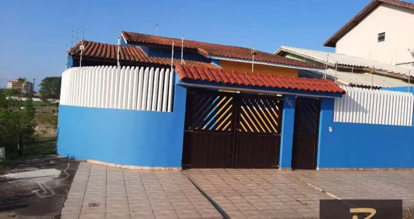 Casa com 3 dormitórios à venda, 137 m² por r$ 500.000,00 - três marias - peruíbe/sp