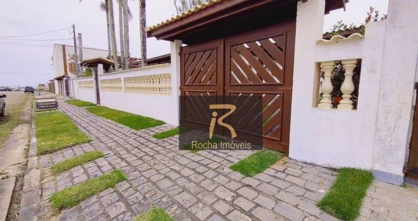 Casa com 3 dormitórios à venda, 180 m² por R$ 1.100.000,00 - Parque Balneário Oásis - Peruíbe/SP