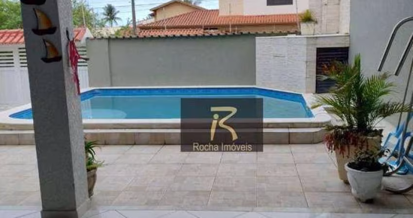 Casa com piscina  com 3 dormitórios à venda, 156 m² por R$ 690.000 - Jardim Barra de Jangada - Peruíbe/SP