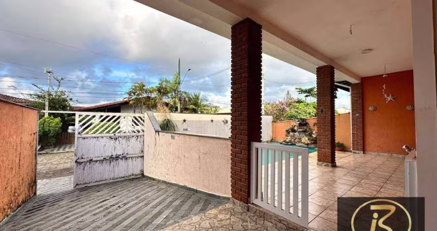 Casa com 3 dormitórios à venda, 185 m² por R$ 600.000,00 - Parque Balneário Oásis - Peruíbe/SP