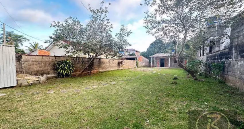 Oportunidade casa 750 mts de terreno casa dois dormitórios com cozinha americana r$ 280.000