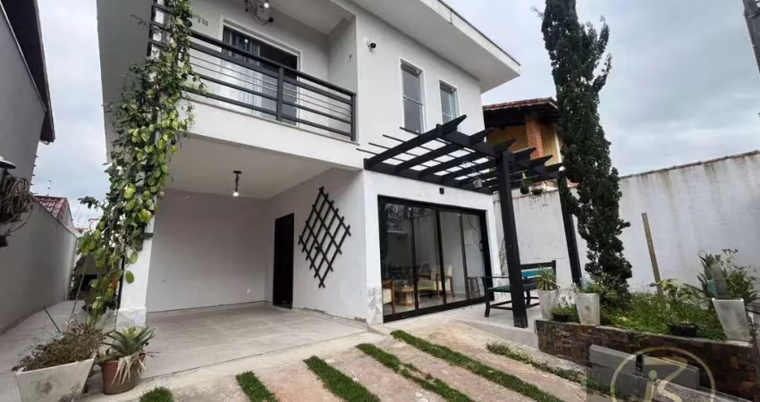 Sobrado com 5 dormitórios, 200 m² - venda por r$ 1.800.000,00 ou aluguel por r$ 5.300,00/mês - bairro flórida - peruíbe/sp