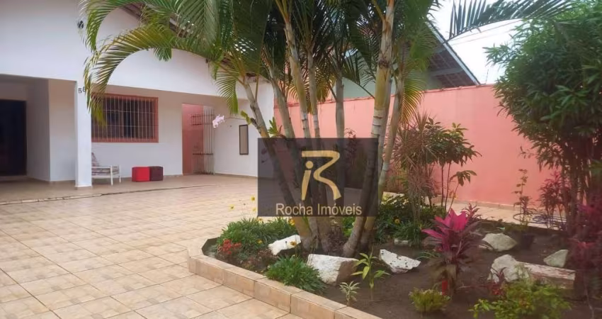 Casa 6 quadras d praia  a venda, 112 m² por R$ 470.000 - Balneário Josedy - Peruíbe/SP