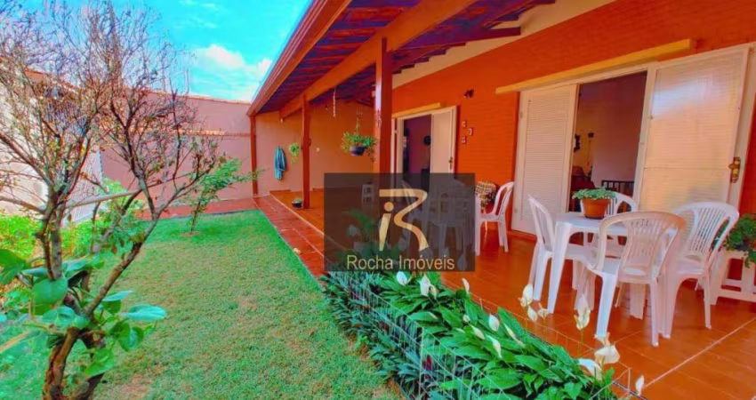 Casa com 3 dormitórios à venda, 198 m² por R$ 750.000,00 - Bal Stella Maris - Peruíbe/SP
