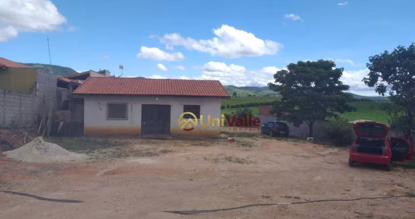 Chácara com 2 dormitórios à venda, 2000 m² por R$ 310.000,00 - Vila Quirino - Caçapava/SP