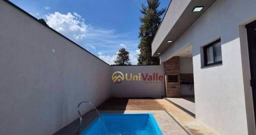 Casa com 3 dormitórios à venda, 168 m² por R$ 900.000 - Condomínio Alphaville - Taubaté/SP