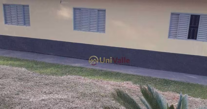 Chácara com 3 dormitórios à venda, 7 m² por R$ 375.000,00 - Capim D'angola - Paraibuna/SP