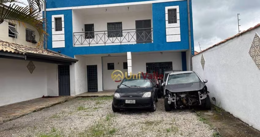 Sobrado com 3 dormitórios à venda, 180 m² por R$ 350.000,00 - Vale das Flores - Tremembé/SP