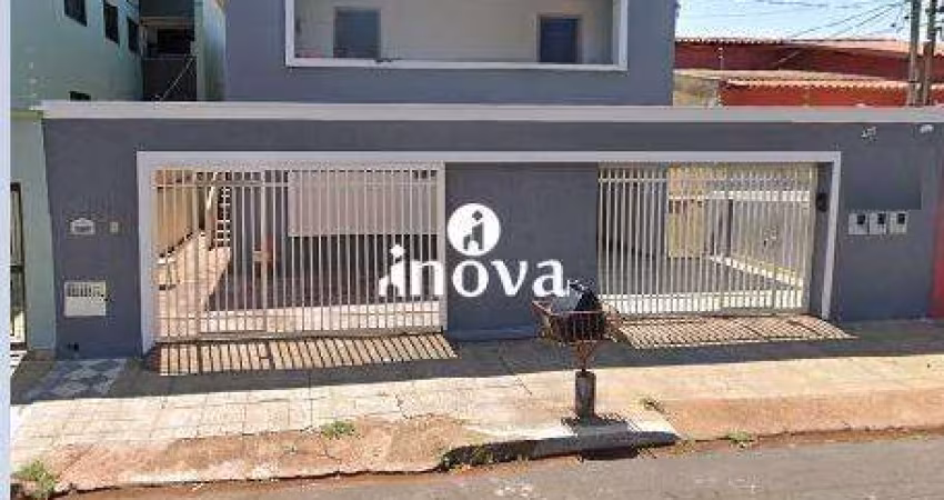 Casa à venda, 6 quartos, São Benedito - Uberaba/MG