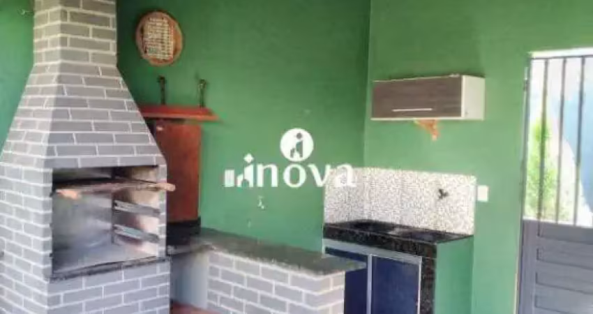 Casa à venda, 2 quartos, 3 vagas, Elza Amui I - Uberaba/MG