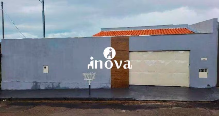 Casa à venda, 2 quartos, 2 vagas, Triângulo - Jardim - Uberaba/MG