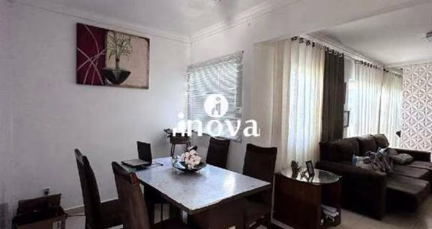 Casa à venda, 3 quartos, 1 suíte, 4 vagas, Manhathan - Jardim - Uberaba/MG