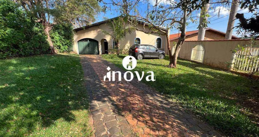 Casa à venda, 4 quartos, 1 suíte, 3 vagas, Frei Eugênio - Uberaba/MG