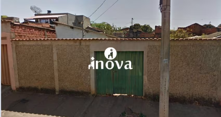 Terreno a venda, 2 quartos, 2 vagas, América - Jardim - Uberaba/MG
