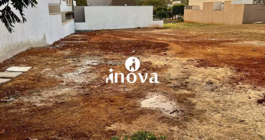 Terreno em Condomínio à venda, Estância dos Ipês - Uberaba/MG