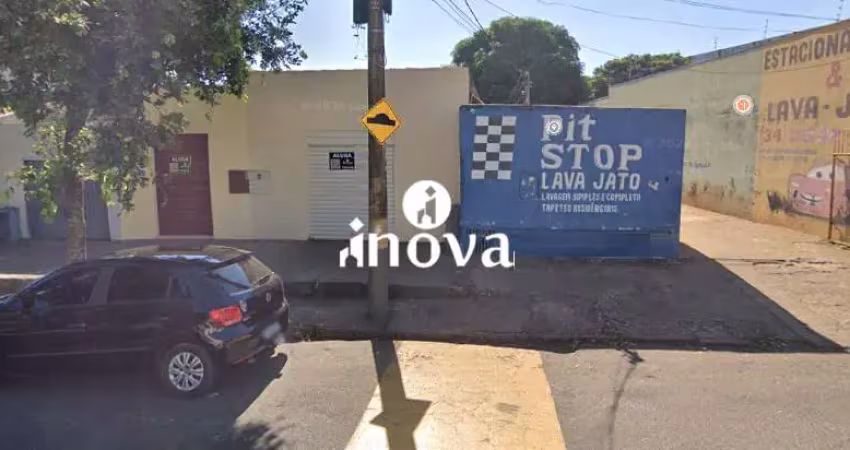 Casa à venda, 2 quartos, 1 vaga, Tutunas - Uberaba/MG