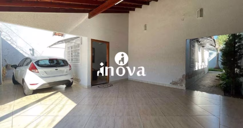 Casa a venda, bairro Elza Amuí