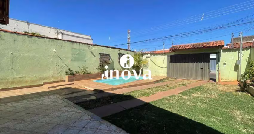 Casa com 4 quartos à venda no Jardim Uberaba, Uberaba 