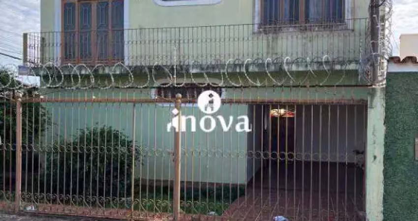 Casa à venda, 5 quartos, 4 vagas, Abadia - Uberaba/MG