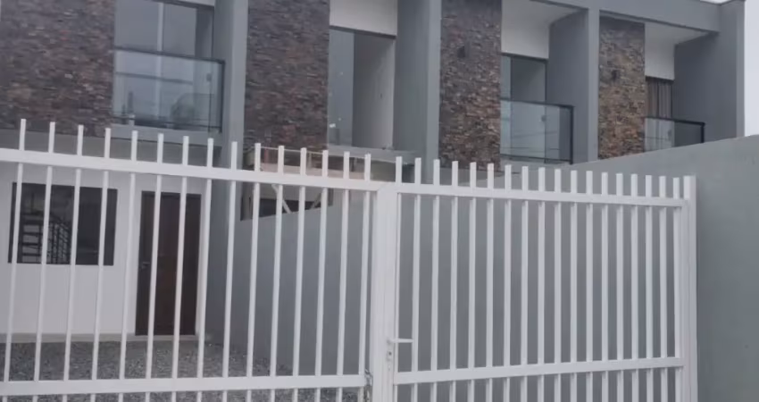 Casa com 2 quartos à venda no Iririú, Joinville 