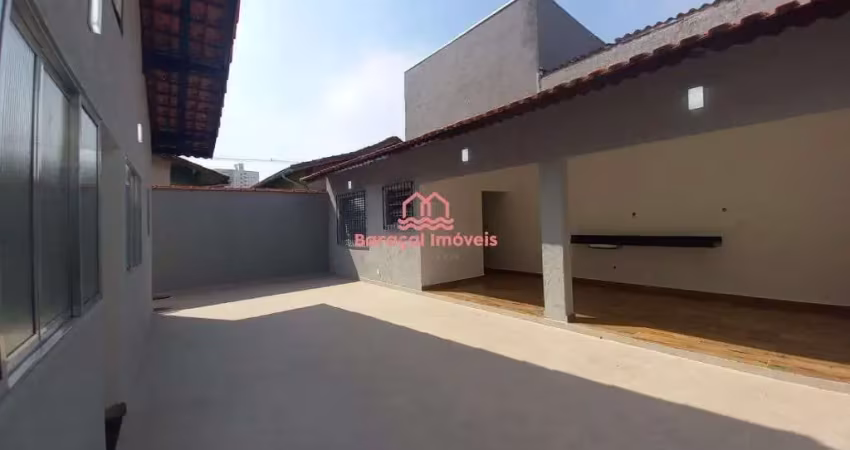 Casa com 3 quartos à venda na Rua Sertanista Gilberto Pinto Francisco Costa, 233, Tupi, Praia Grande