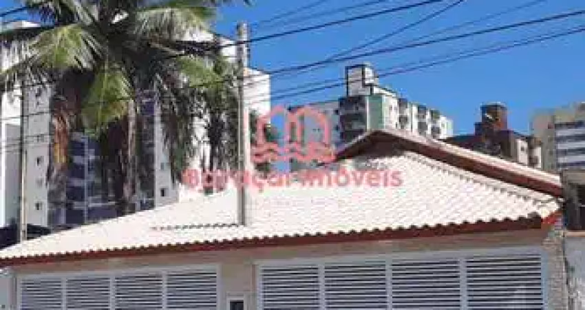 Casa nova geminada, 2 quartos sendo 1 suite e pertinho do mar