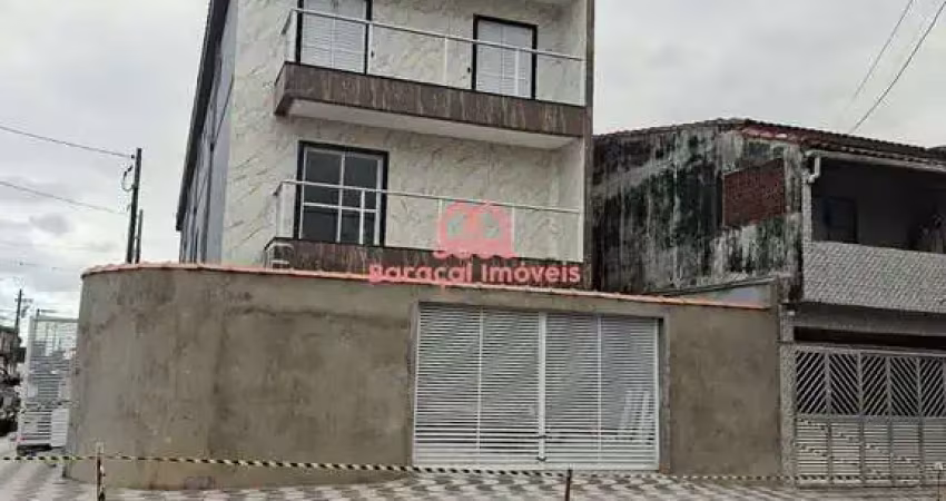 Triplex de condomínio 2 suítes e 4 vagas de garagem na vila mirim