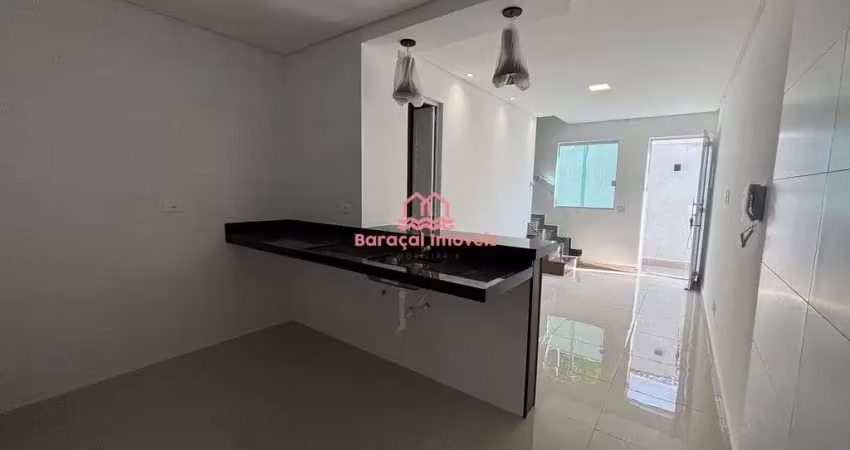 Sobrado em condomínio com 2 quartos 62m² - vila tupi - praia grande/sp