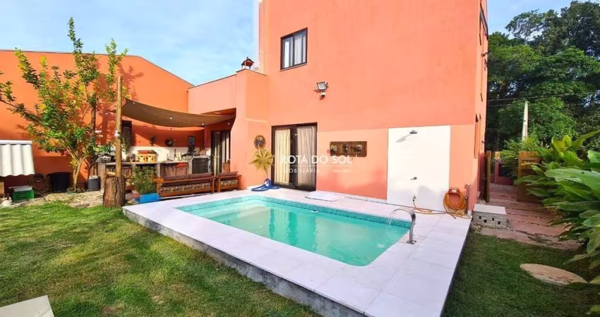 Casa 4 quartos à venda mobiliada com piscina em Mariscal Bombinhas SC
