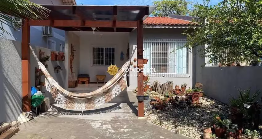 Casa com 2 quartos à venda na Rua Rio Capivari, Zimbros, Bombinhas