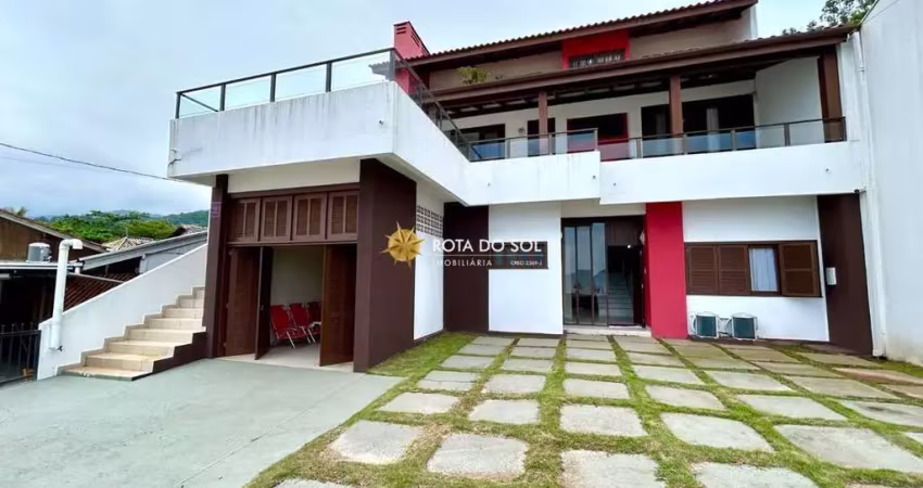 Casa com 6 quartos à venda na Rua Praia de Zimbros, Zimbros, Bombinhas