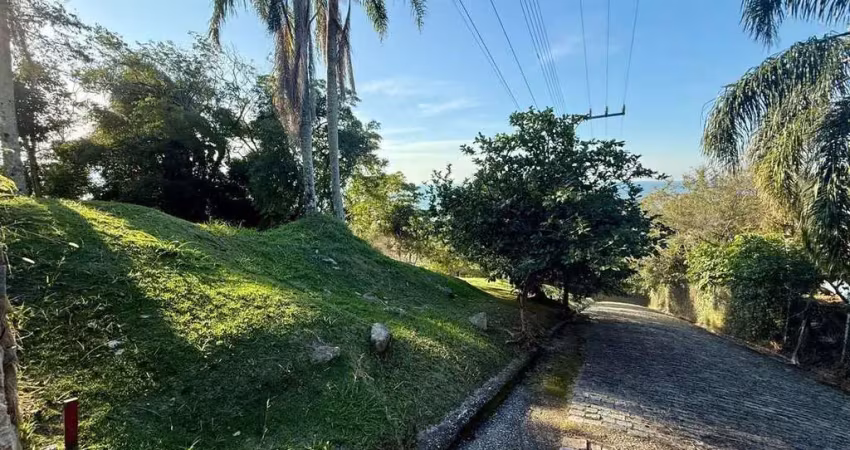 Terreno à venda no condomínio panorâmico com vista para o mar em bombinhas