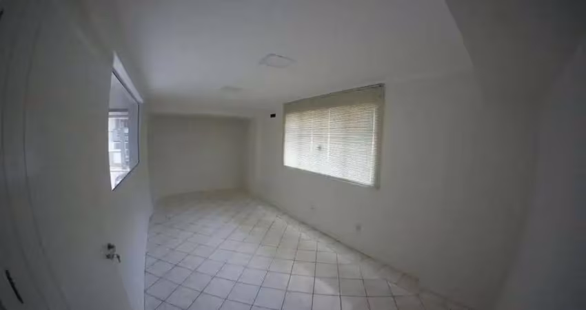 Casa comercial com 1 sala à venda na Rua Beija Flor, 141, Bombas, Bombinhas