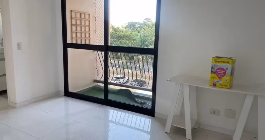 Aluga-se apartamento no condomínio laranjeiras- taboão da serra