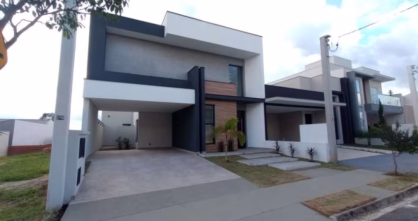 Casa Sobrado de 218m² Localizada no RESIDENCIAL LE FRANCE!