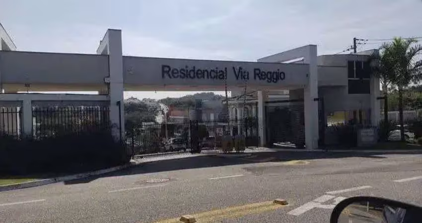 Terreno de 250m² localizado no condomínio residencial via reggio!