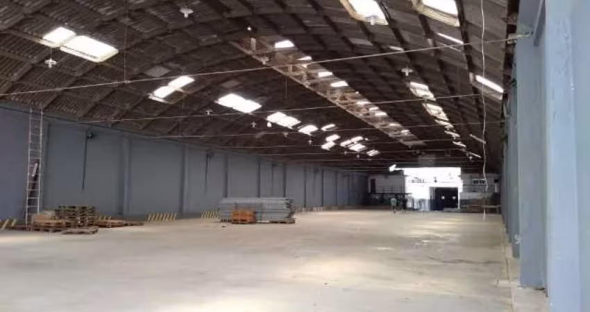 Galpão Comercial/Industrial de 2200m² Localizado no bairro Vasco da Gama Rio de Janeiro!