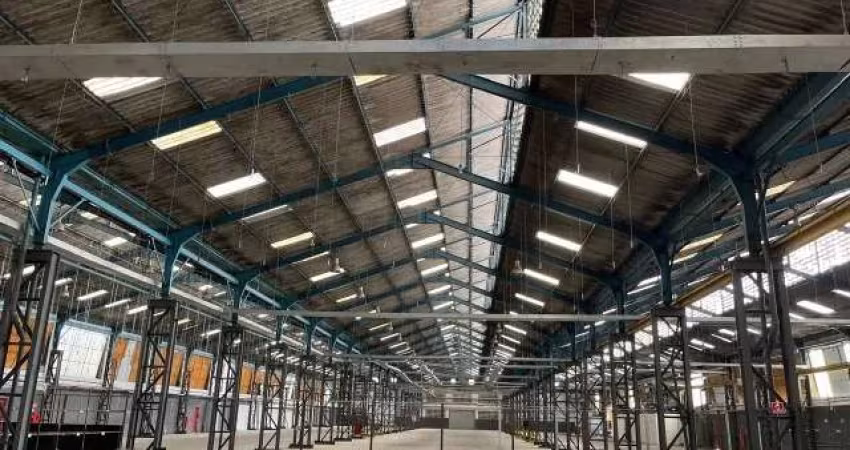 Galpão Industrial de 8.100m² em Guarulhos com Ponte Rolante e Estrutura Completa