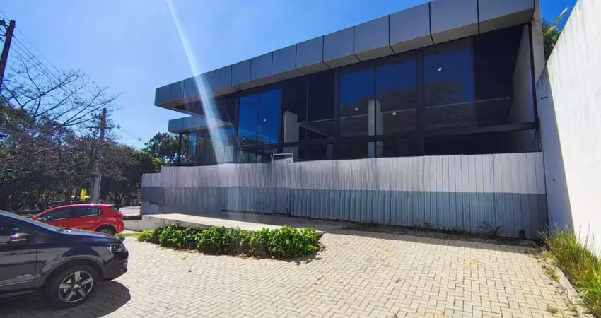 Salão comercial de alto padrão com 6 salas e 28 vagas de garagem no parque campolim, sorocaba-sp