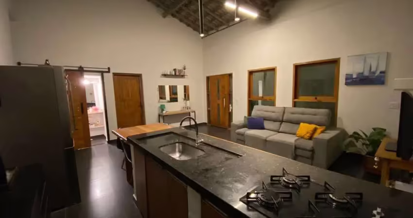Casa à venda em ibiúna-sp, bairro tavares: 5 quartos, 2 suítes, 1 sala, 2 banheiros, 2 vagas, 250 m²!
