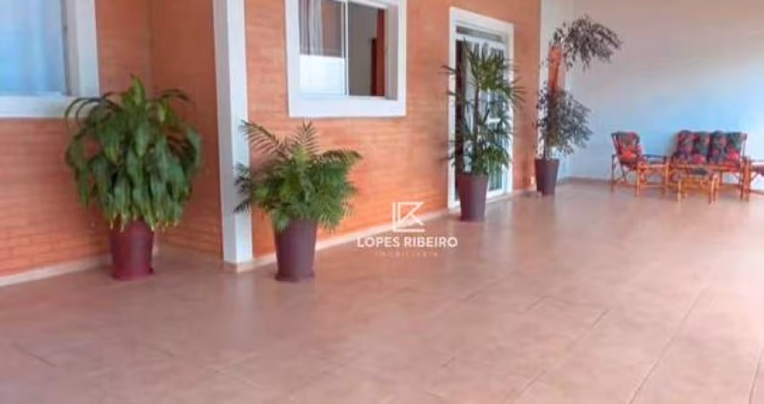Casa com 3 dormitórios à venda, 200 m² por R$ 680.000,00 - Residencial Furlan - Santa Bárbara D'Oeste/SP