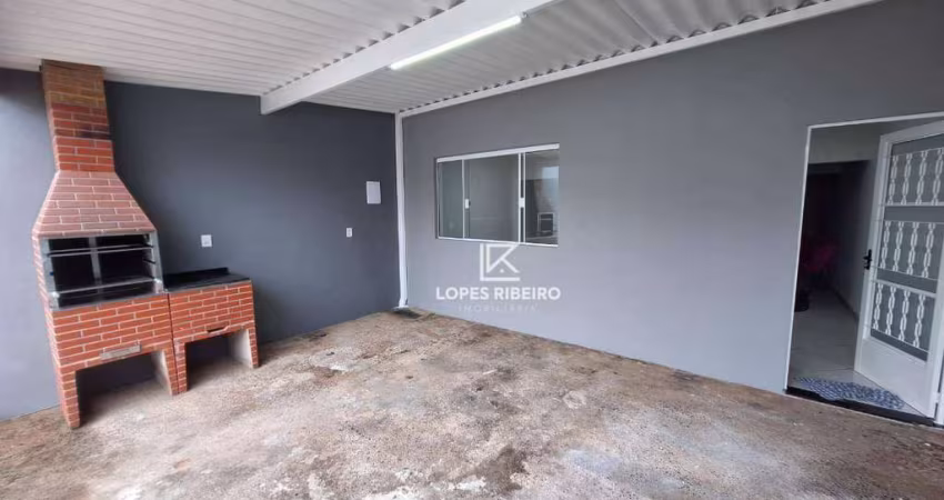 Linda casa estilo edícula, recém  reformada, localizada no Pq. Nova Carioba